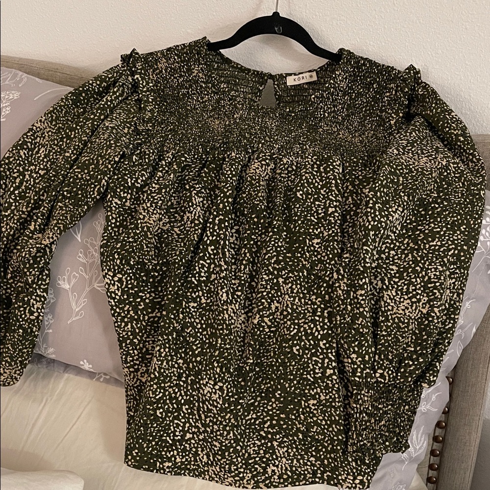 Kori - Green, Tan, black Women's Top